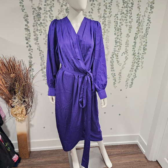City Chic Opulent Dress - royal purple Sz XS or 14 - Picture 3 of 11